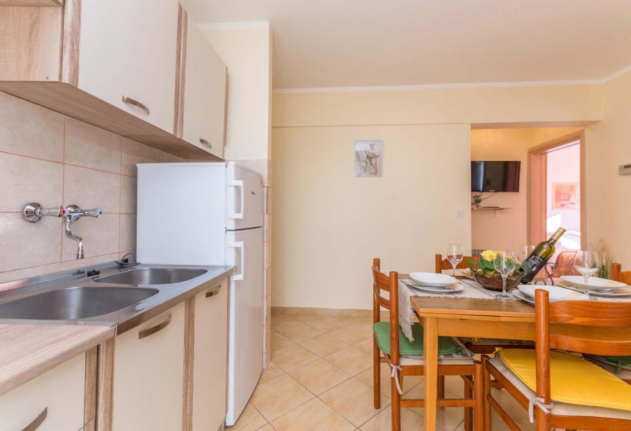 Ferienwohnung Savic Biograd Weißenburg Exterior foto